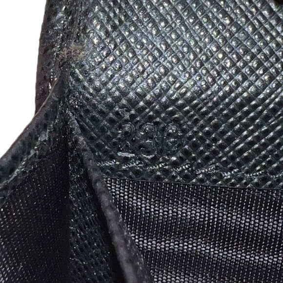 Prada Saffiano Corner Long Wallet - Picture 6 of 7